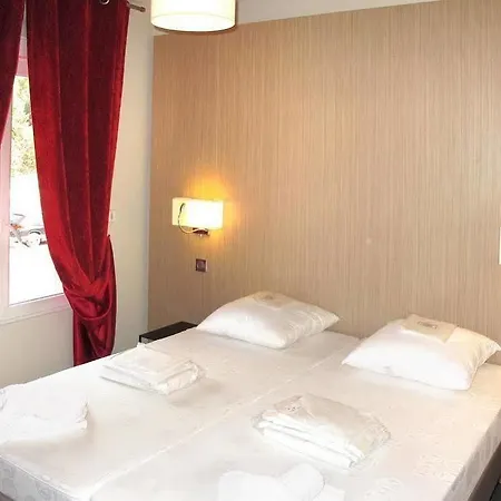 Les Perles De Saint Tropez 4*
